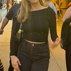 Black Long Sleeve Off the Shoulder Top Size Small